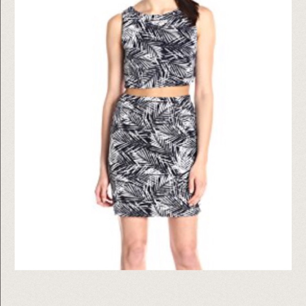 Bailey 44 paradise cove printed illusion dress
